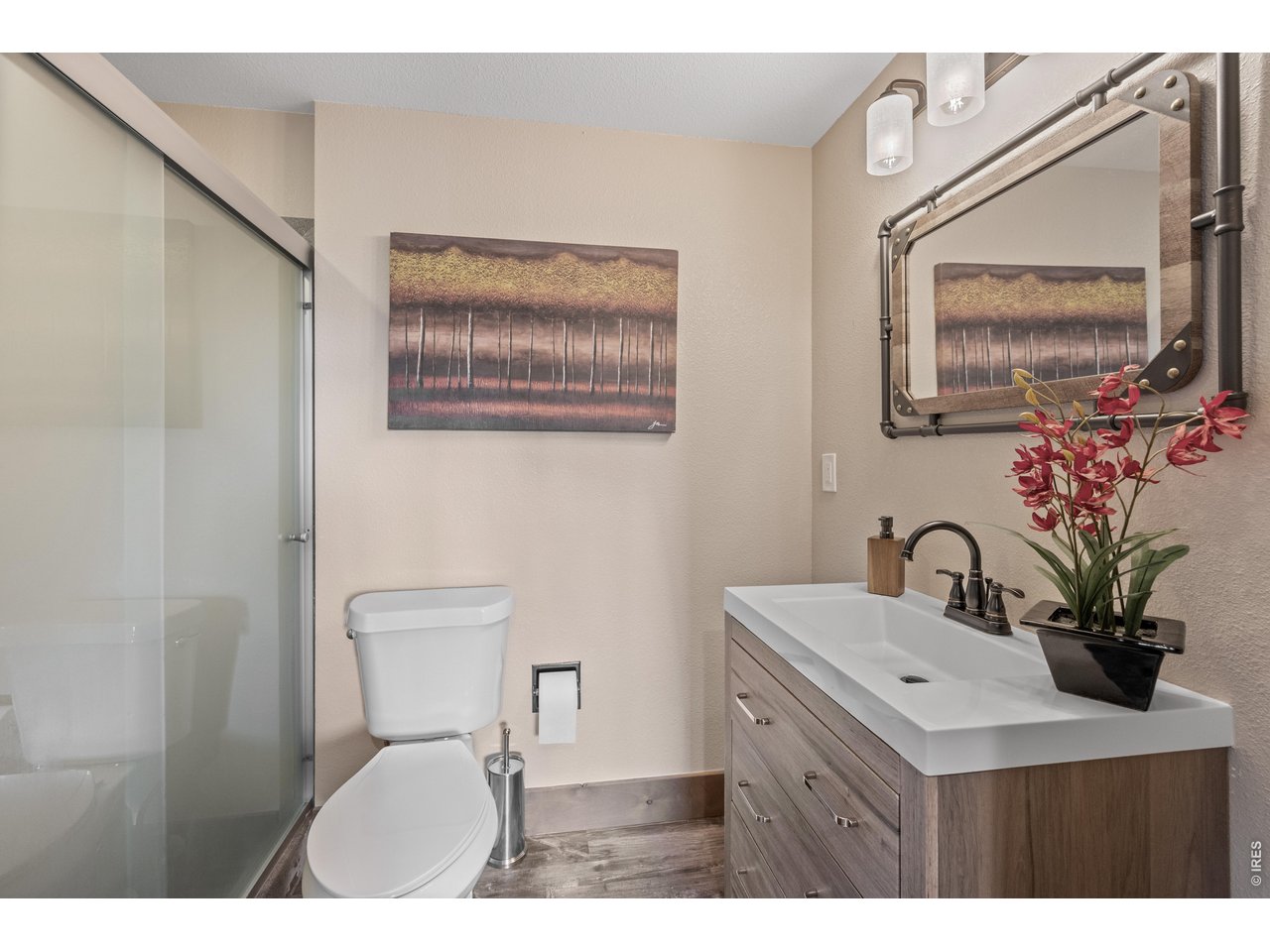 109 Lookout Mountain Cir
