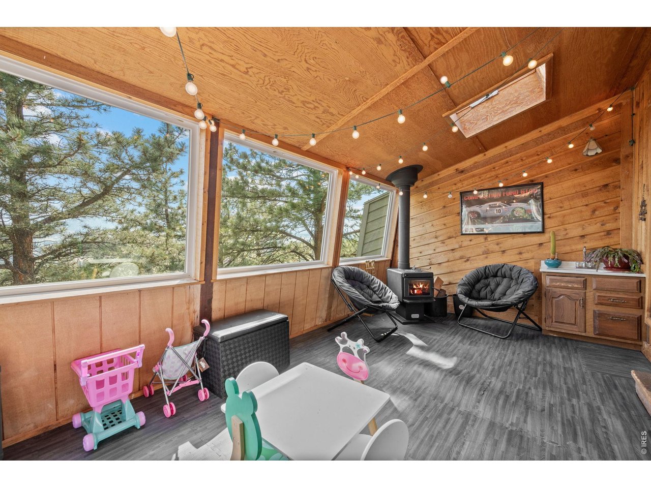 109 Lookout Mountain Cir