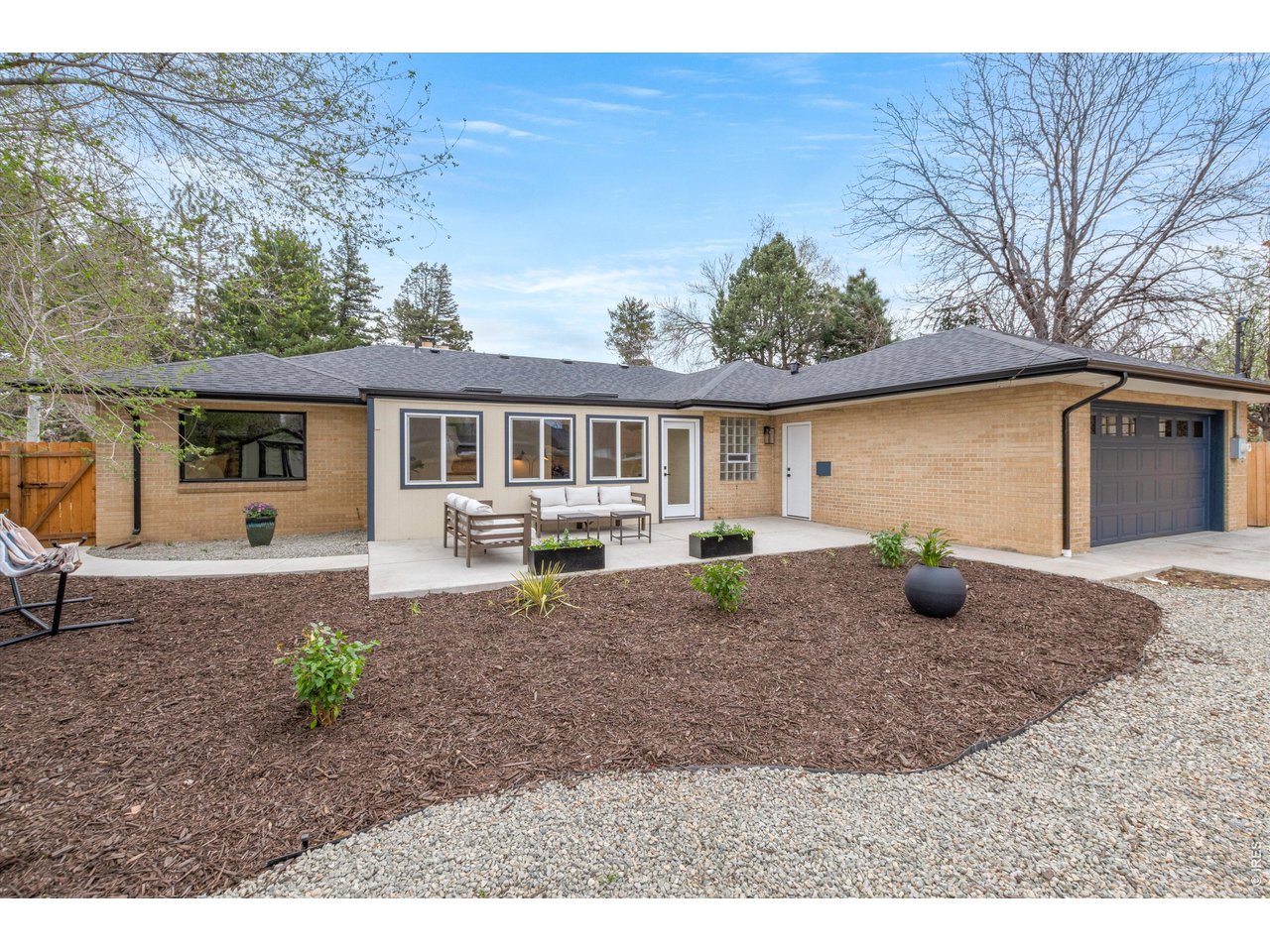 2015 N Monaco St Pkwy