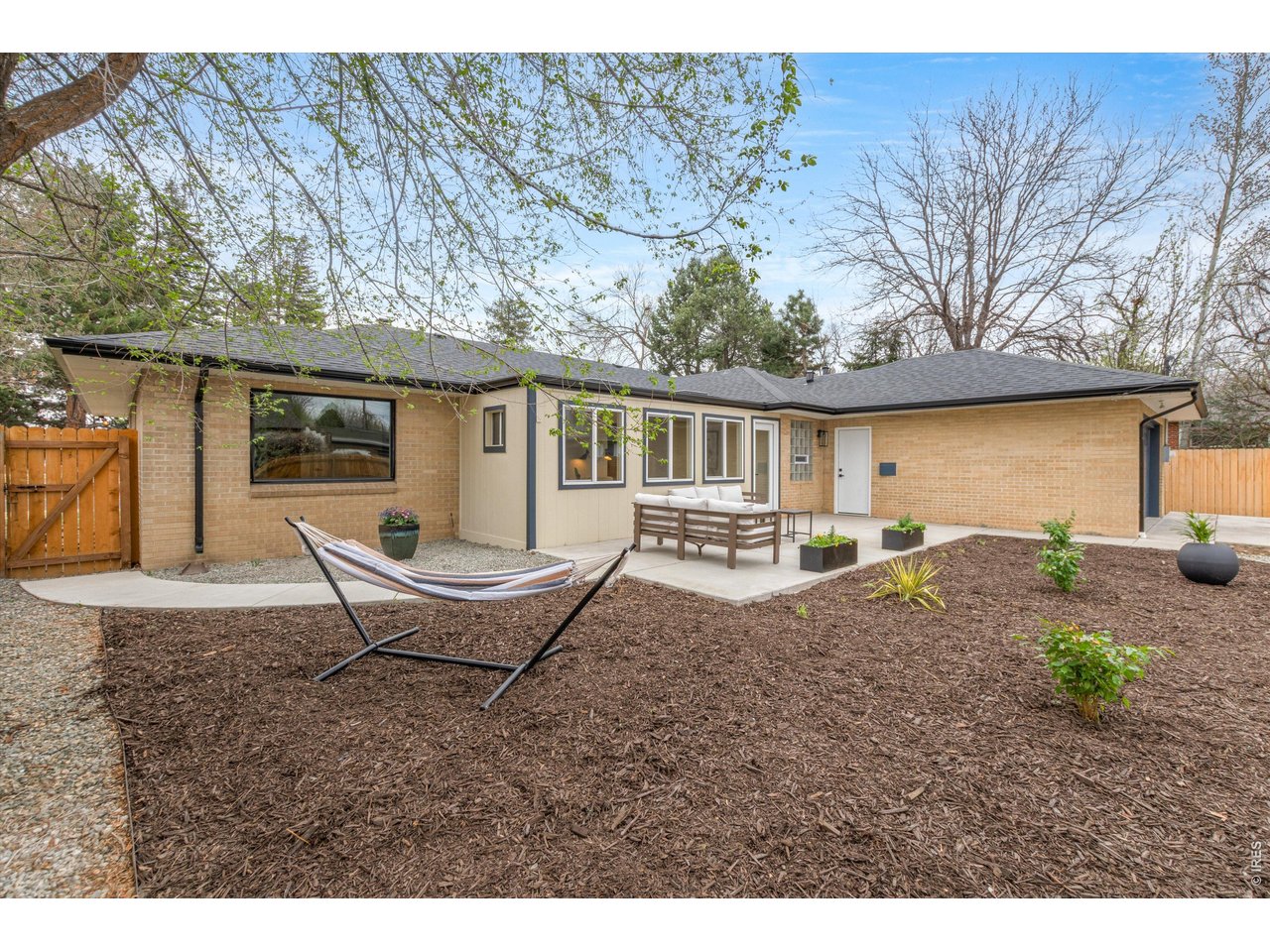 2015 N Monaco St Pkwy