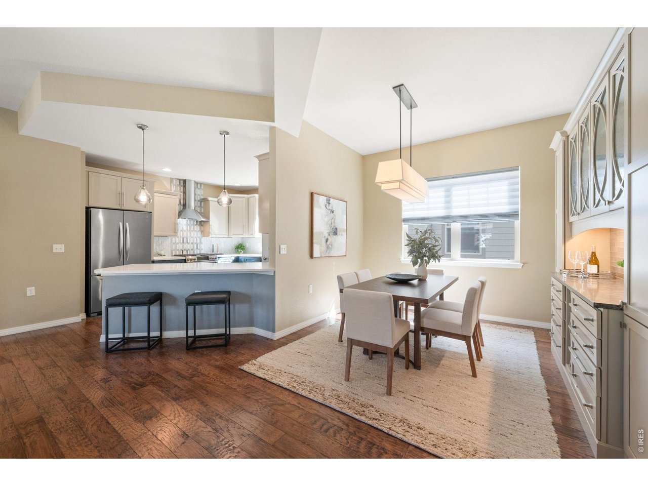 742 Meadowlark Ln