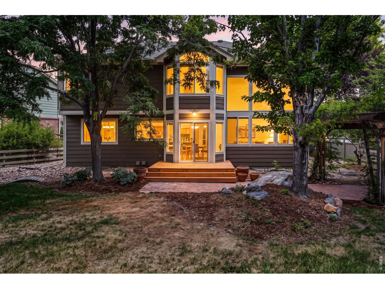 2854 Blue Jay Way