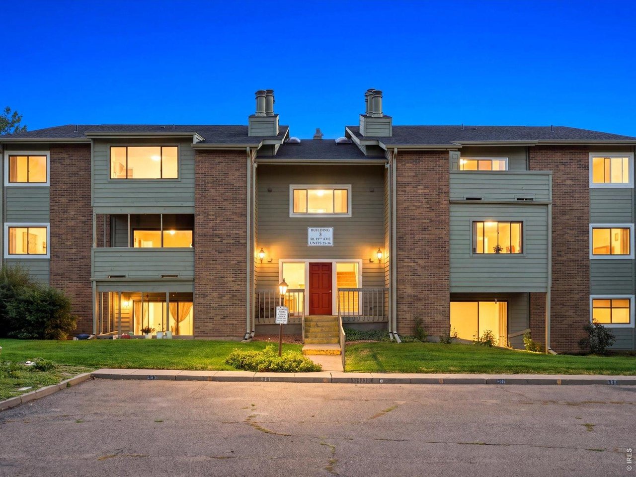 50 19th Ave 30