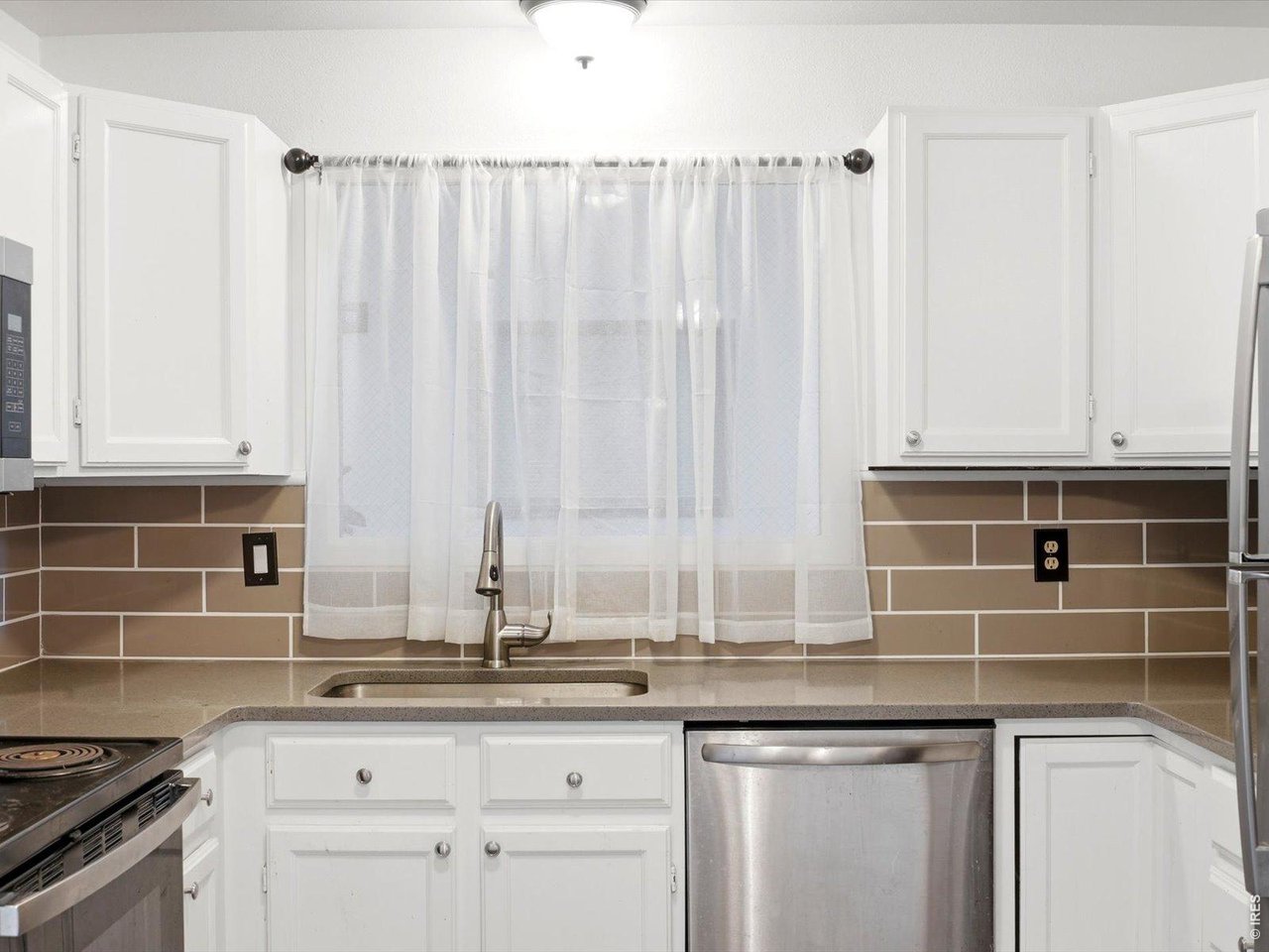 50 19th Ave 30