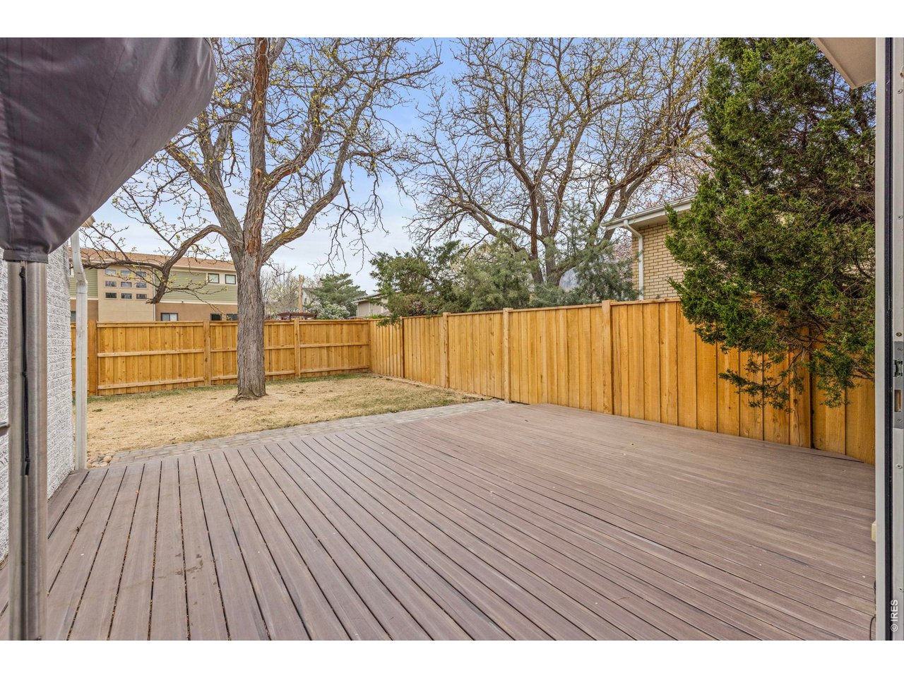 1095 Edinboro Dr