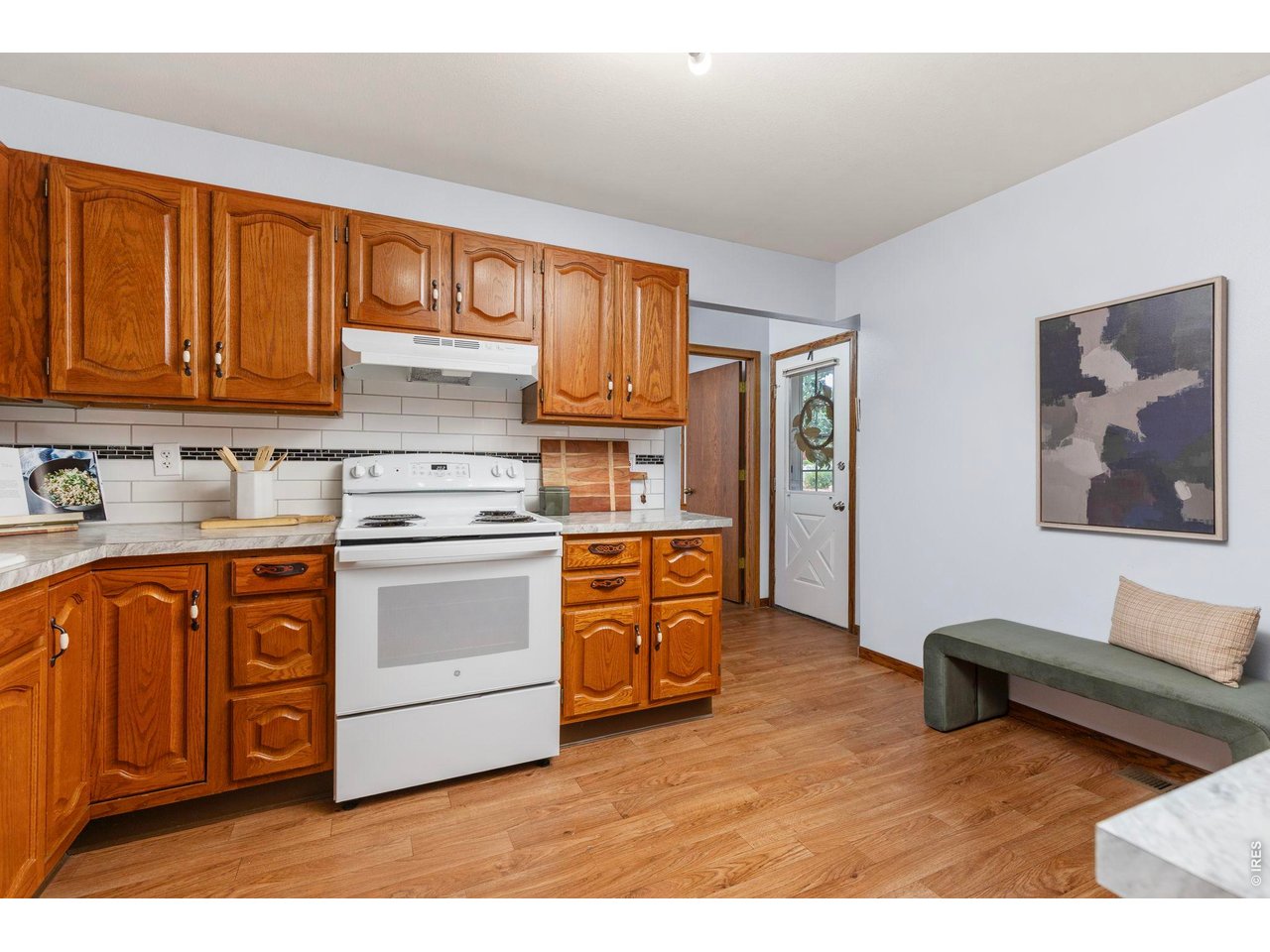 1522 W 29th St