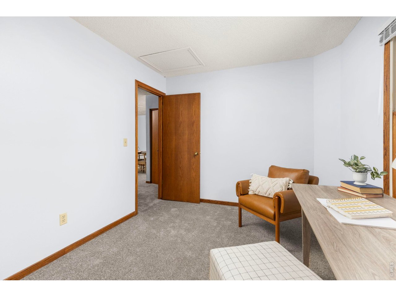 1522 W 29th St