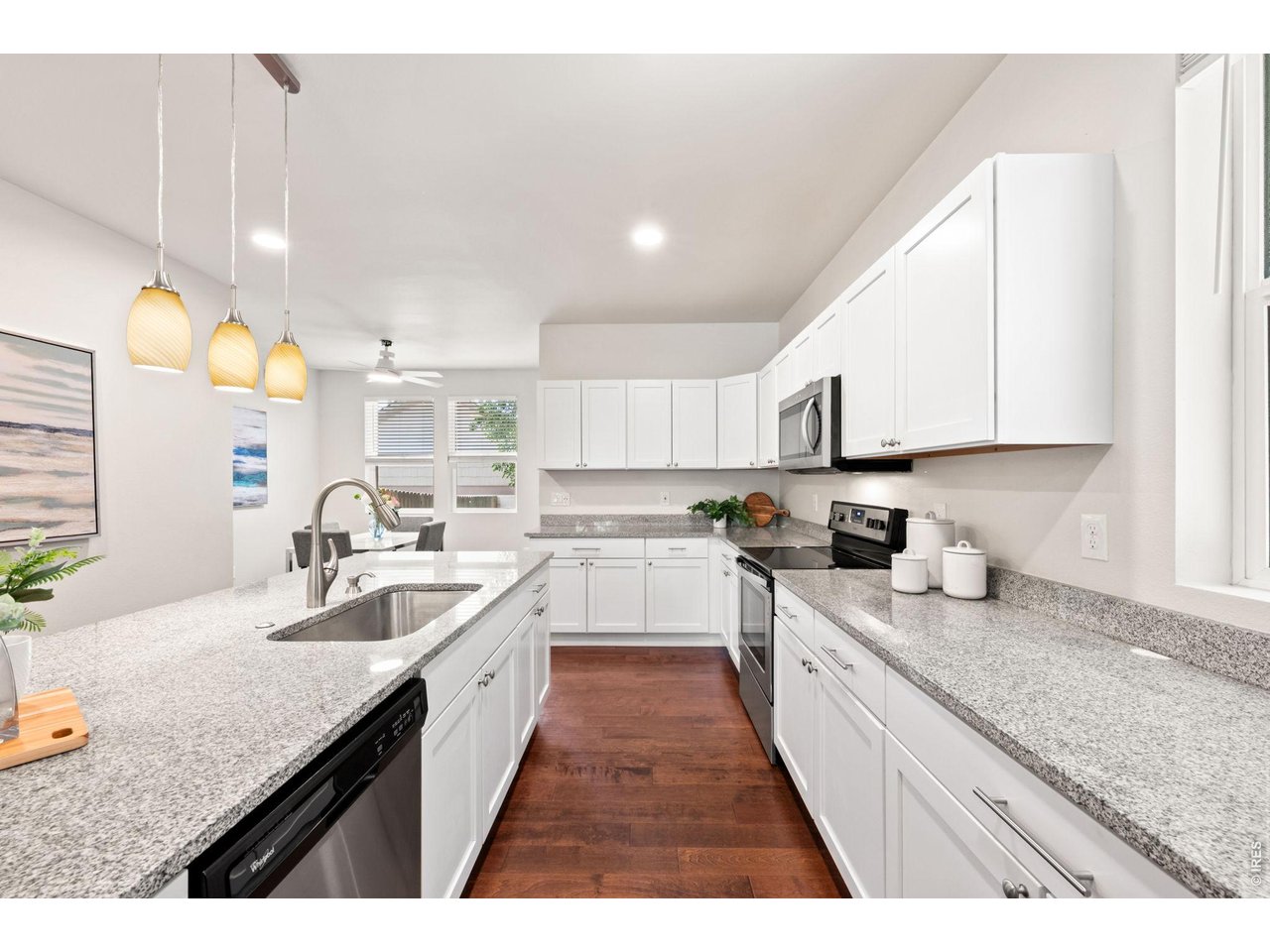 812 E Baseline Rd B
