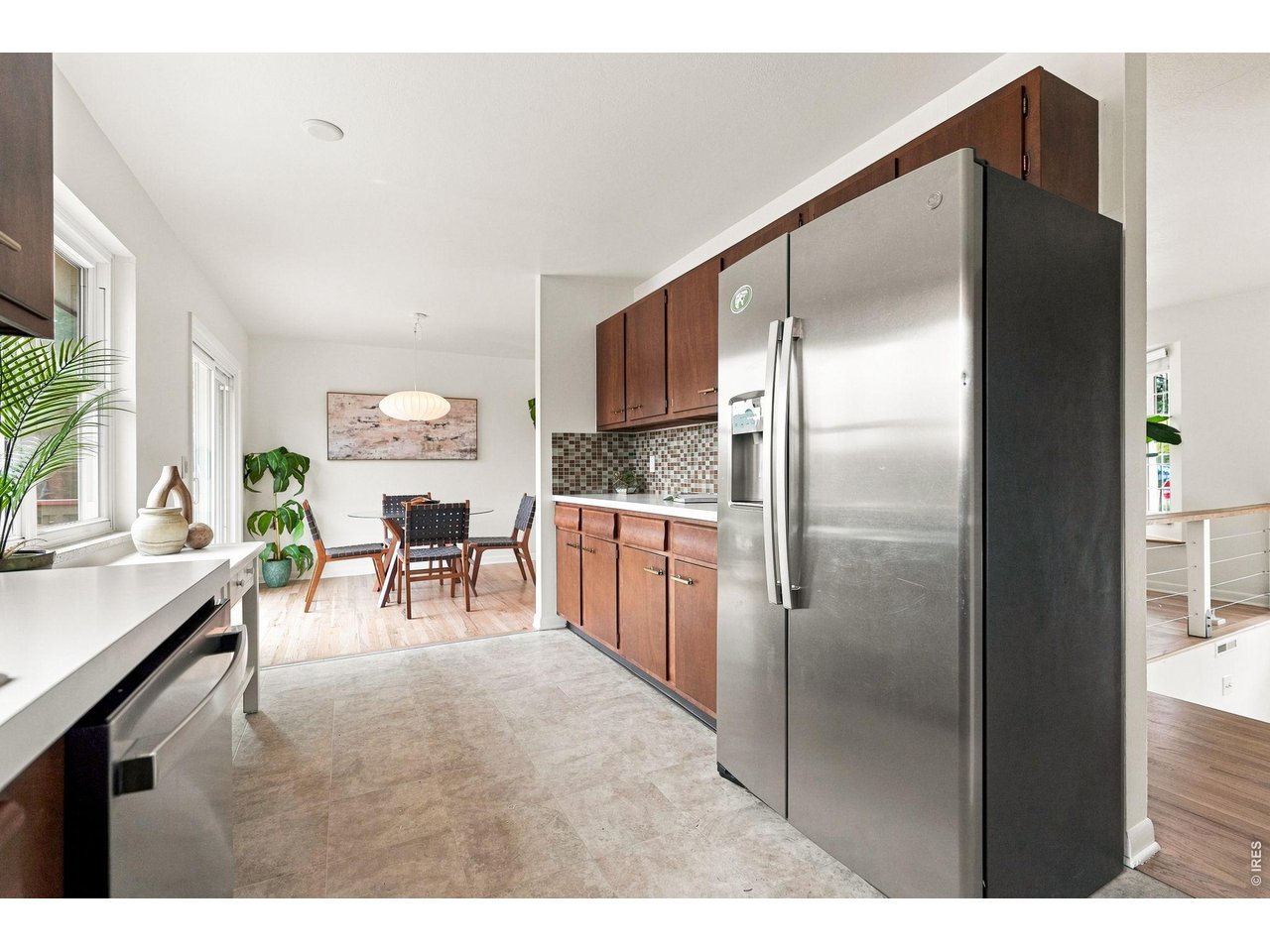 2295 Hillsdale Cir