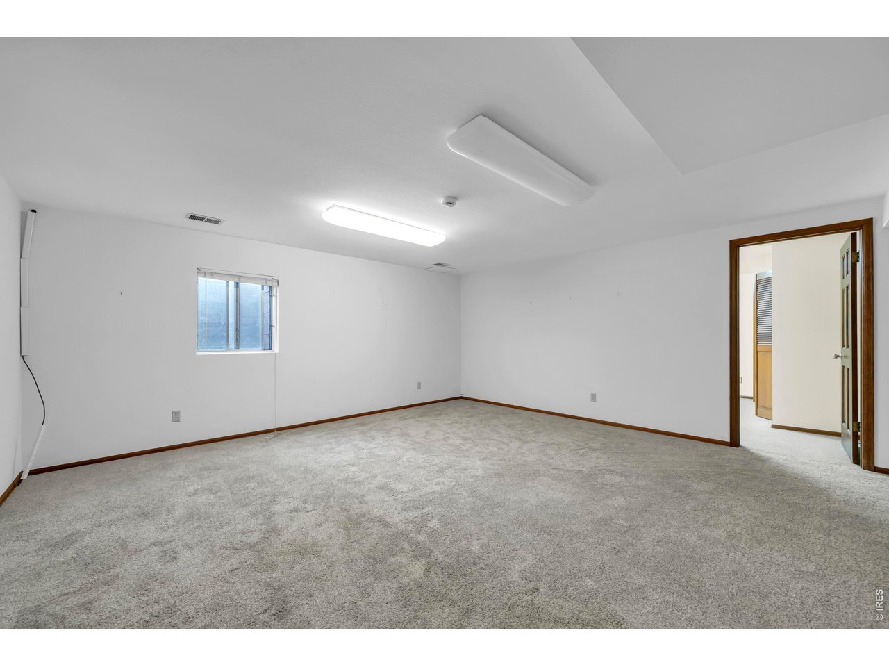 3486 16th Cir