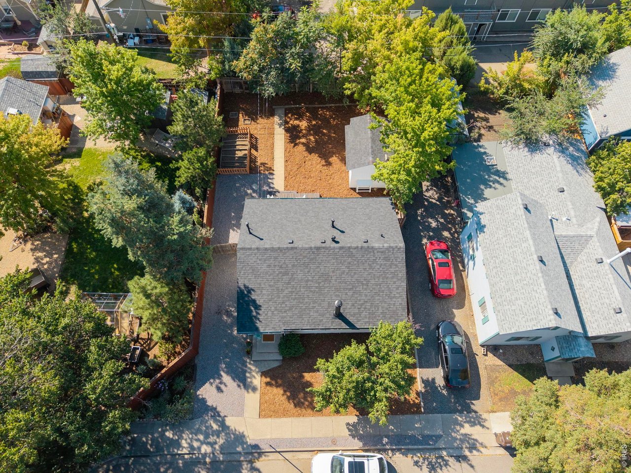 2328 Walnut St