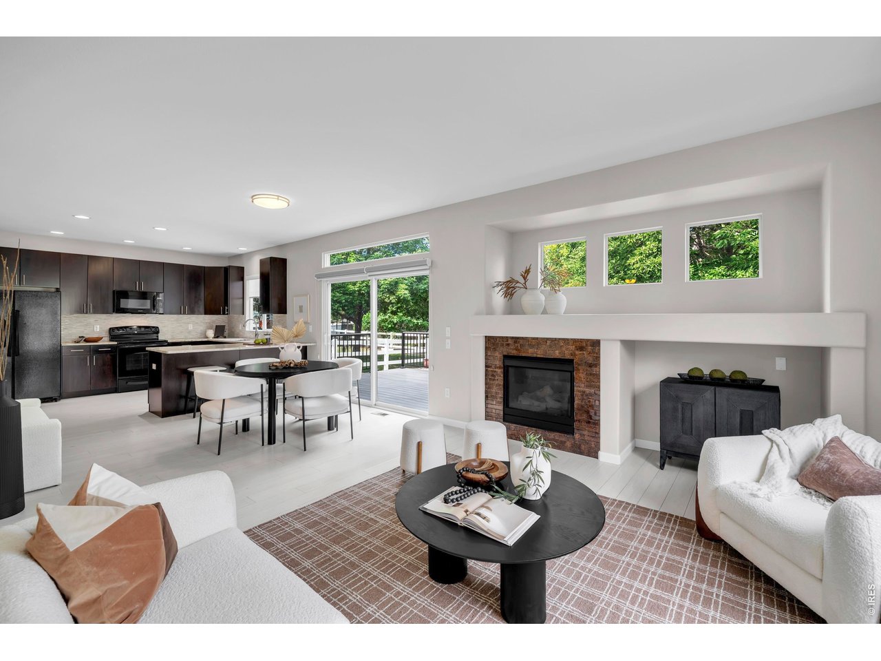 4130 Arezzo Dr