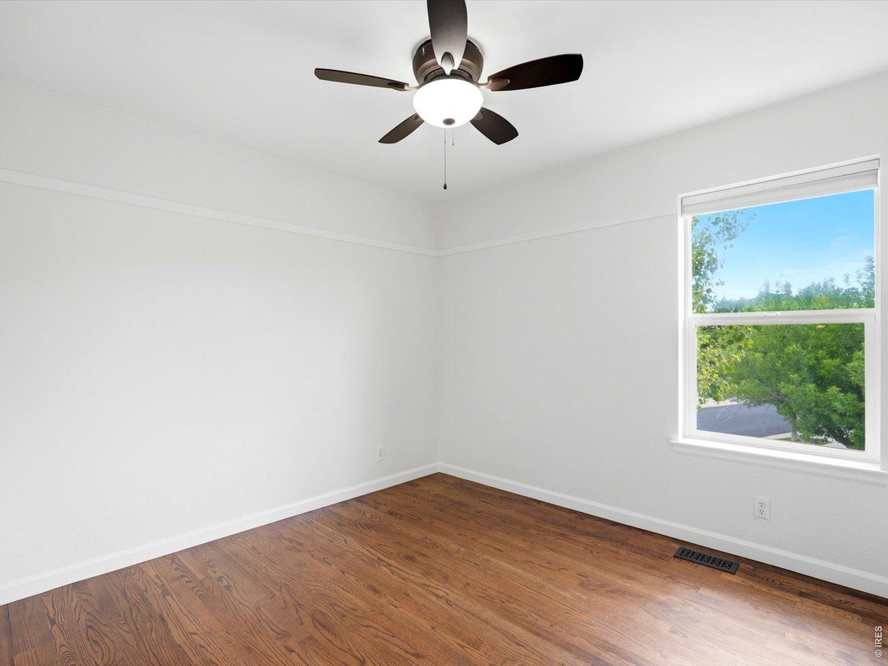 1855 W 130th Pl