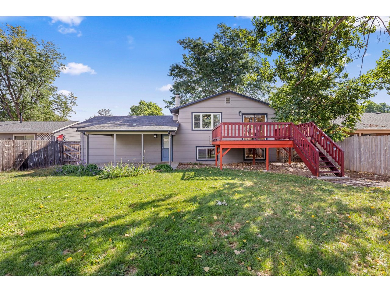 3413 Lancaster Dr