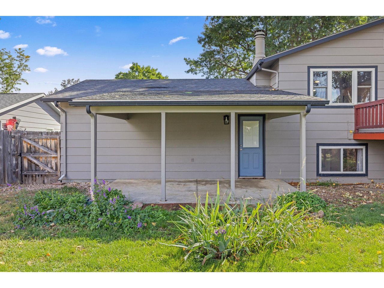 3413 Lancaster Dr