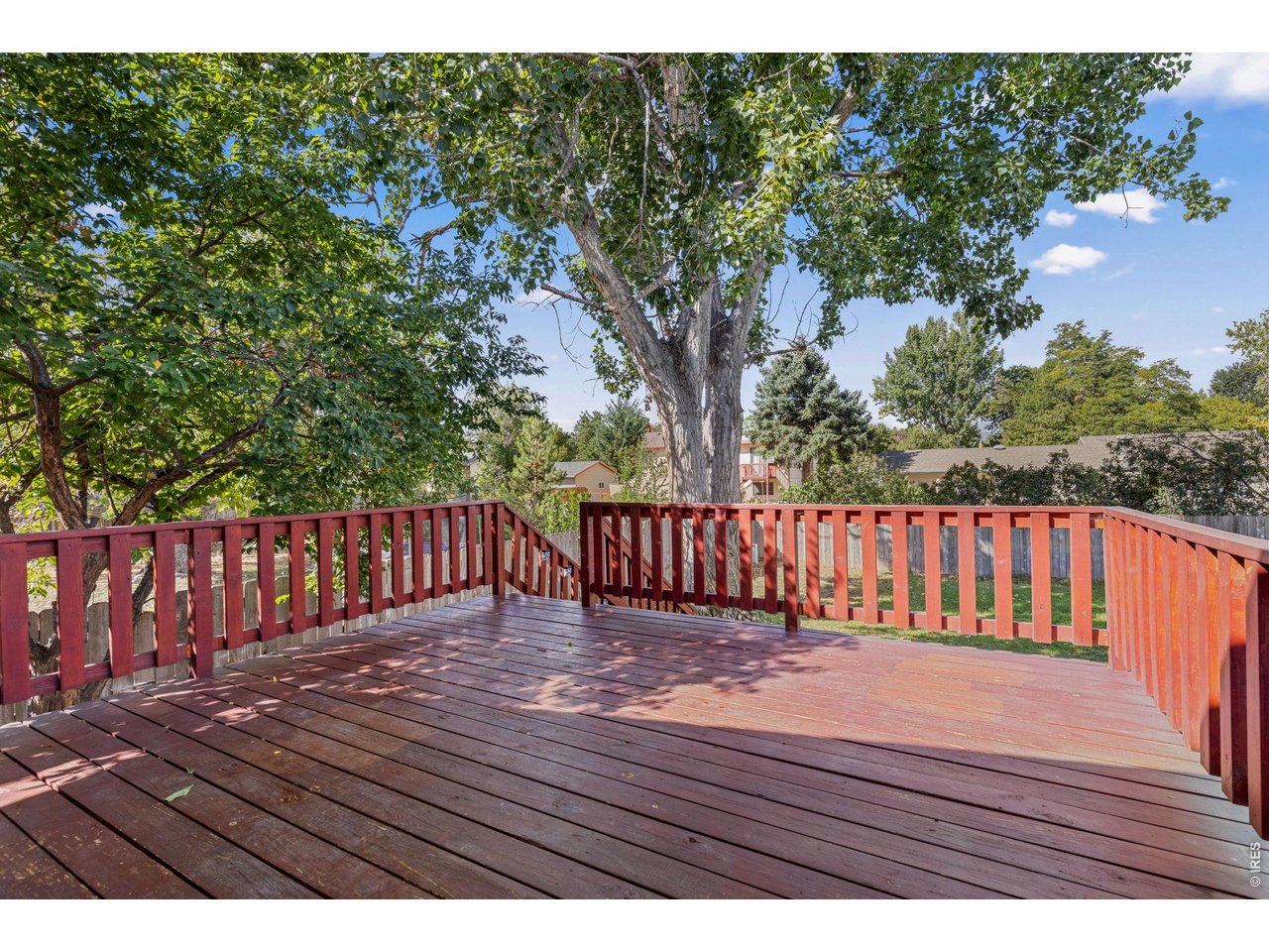 3413 Lancaster Dr