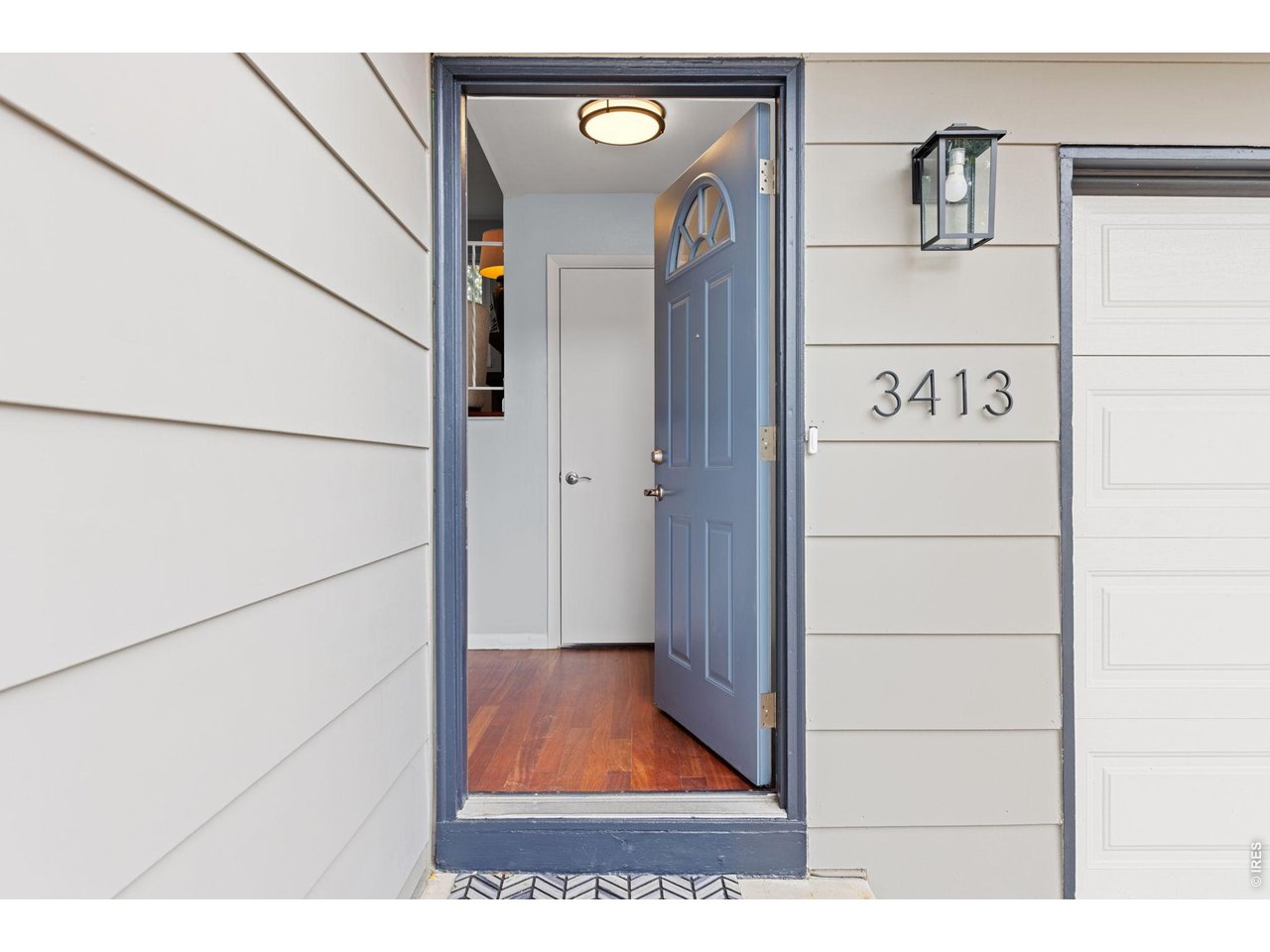 3413 Lancaster Dr