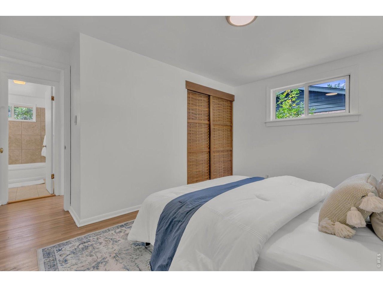 3360 Dartmouth Ave