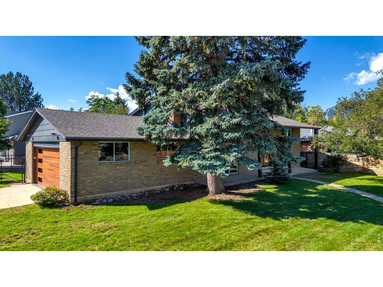 5140 Sioux Dr