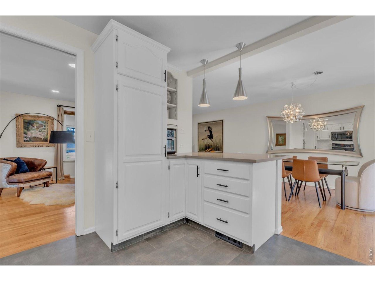 5140 Sioux Dr