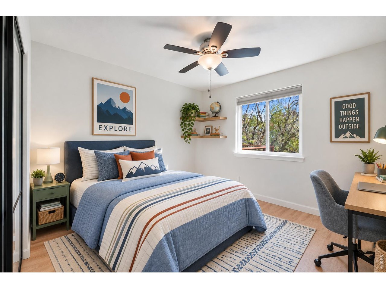 155 W Cedar Way