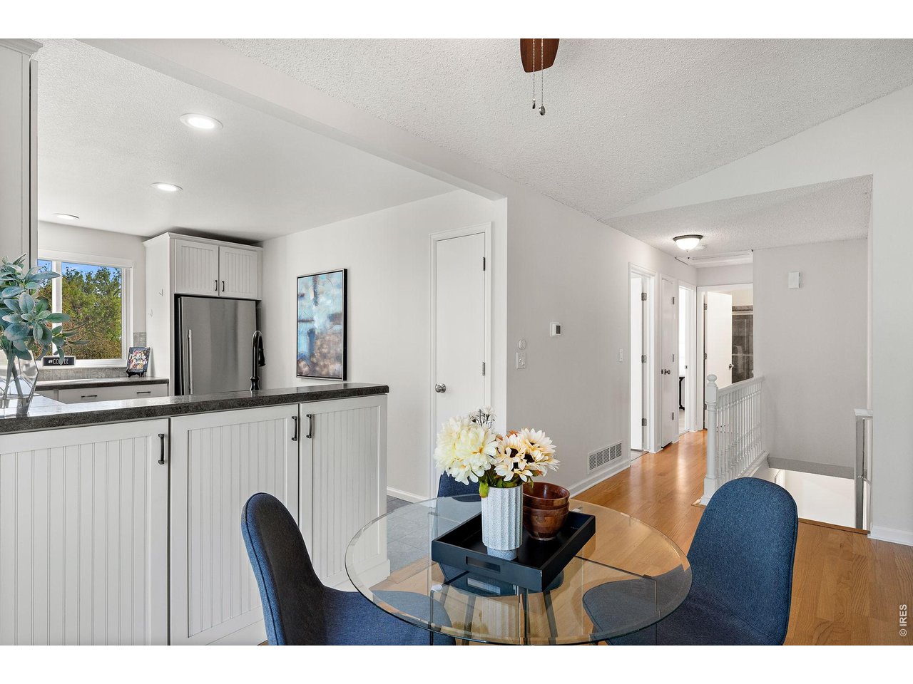 155 W Cedar Way