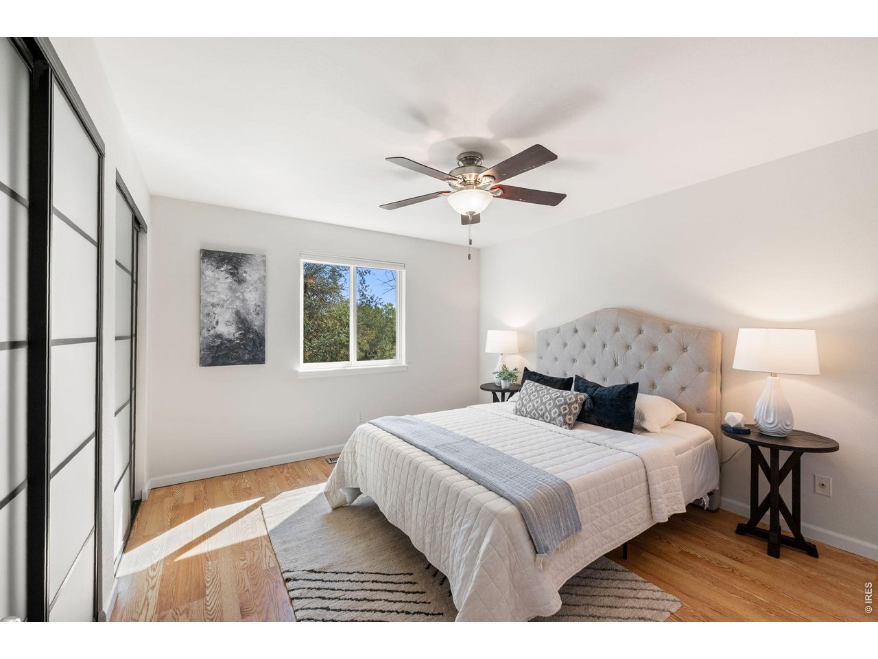 155 W Cedar Way
