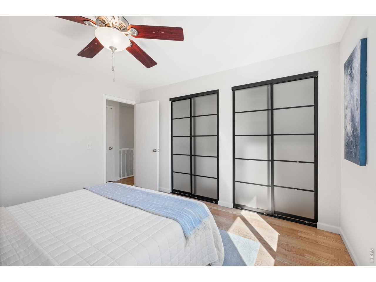 155 W Cedar Way