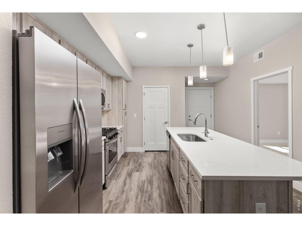 310 S Cherrywood Dr 203