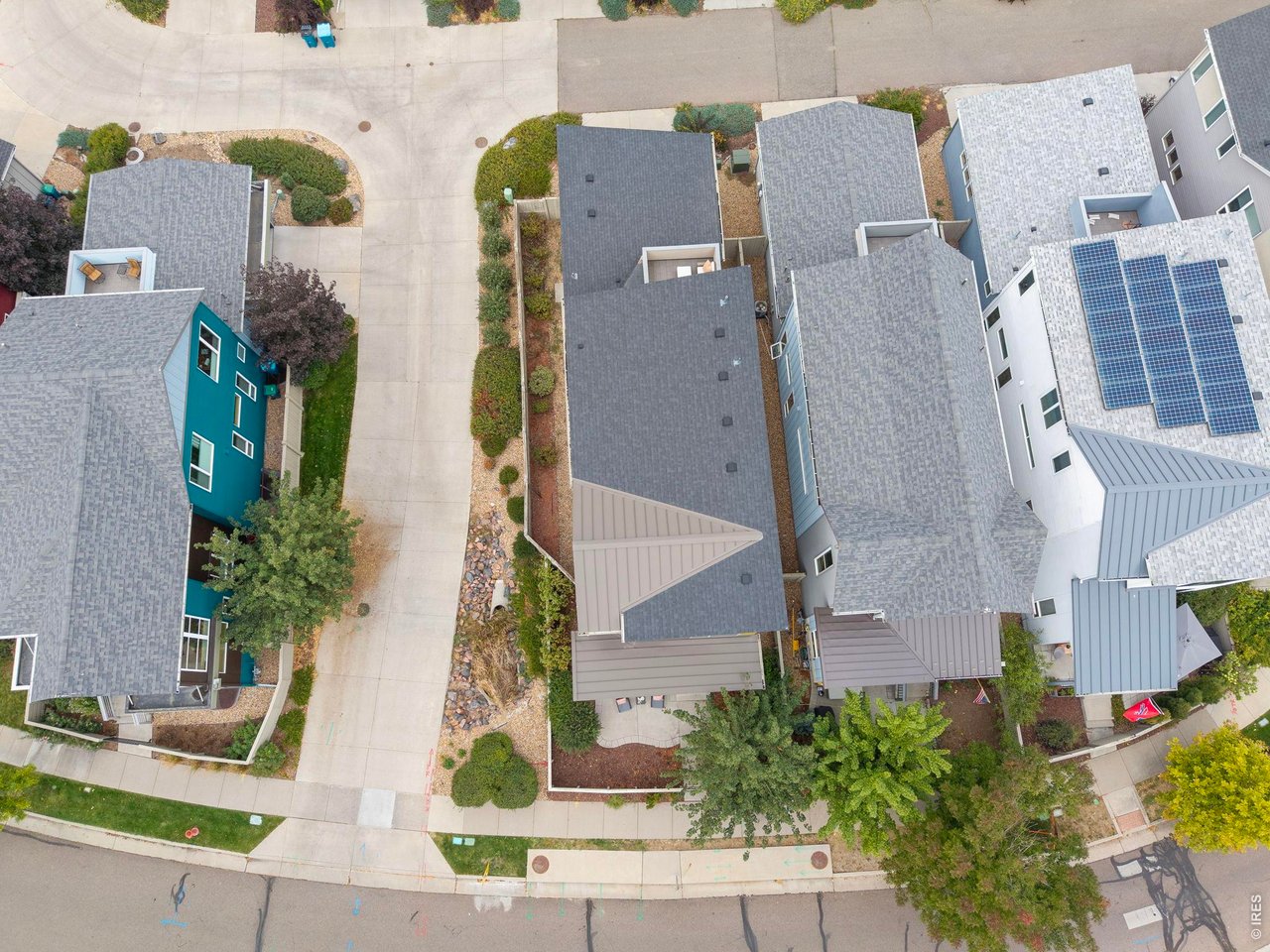 2111 Hecla Dr