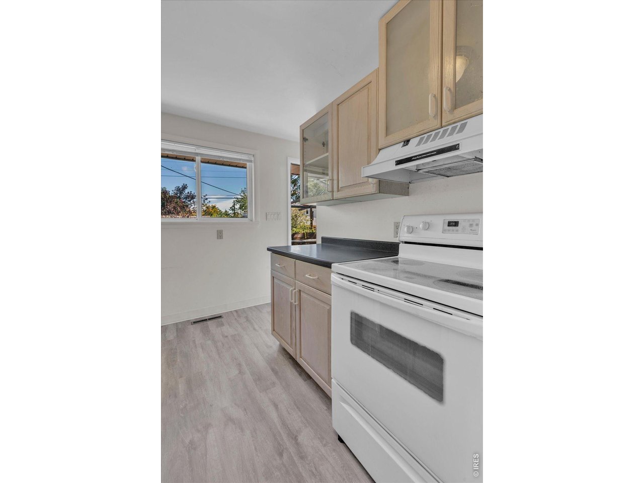 710 S 44th St