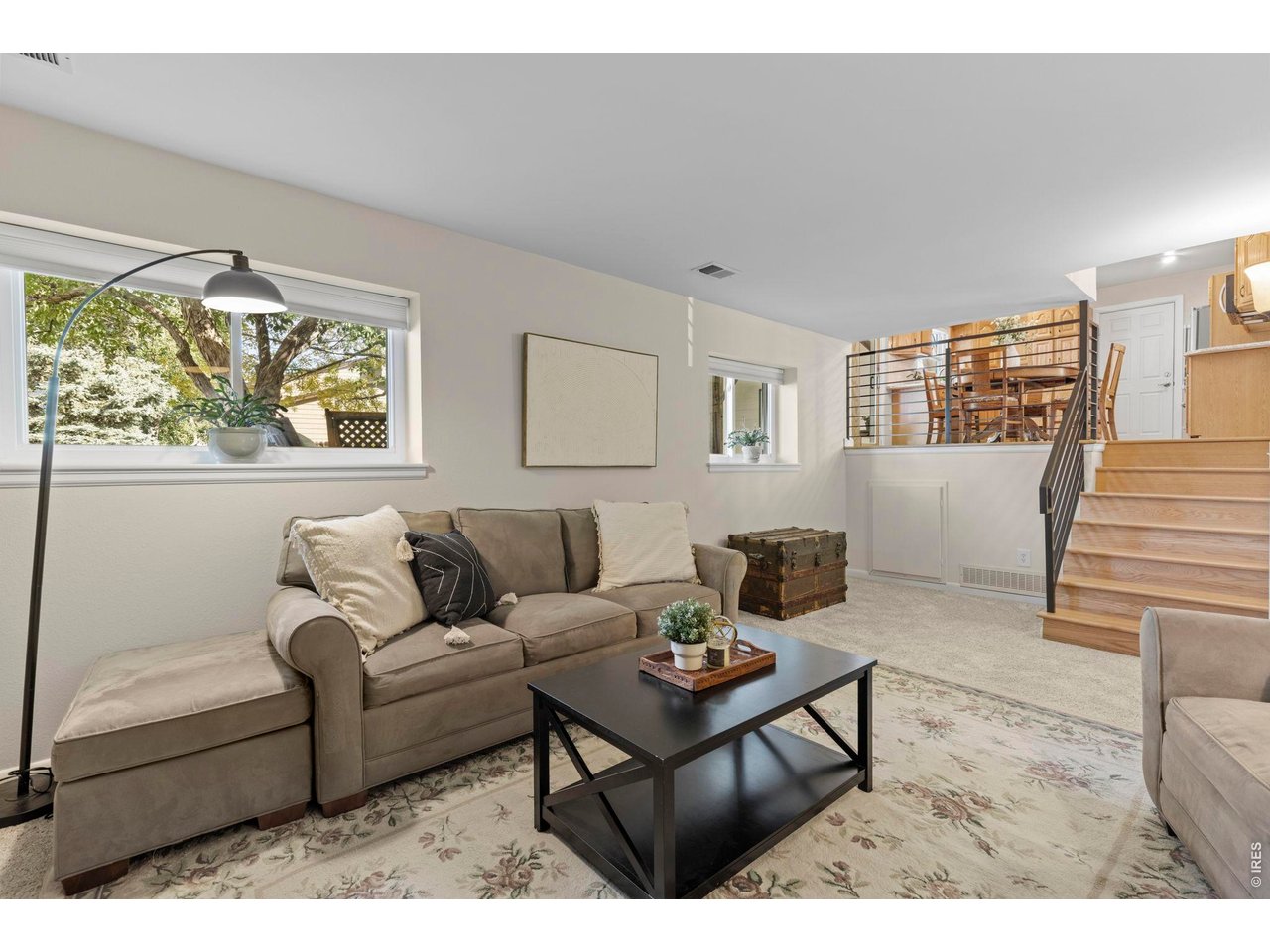 1221 Picardy Pl