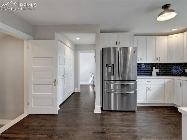 1233 N Institute Street