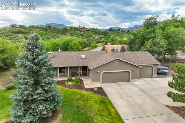 1825 Parkview Boulevard