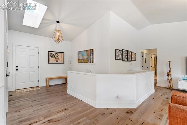 1825 Parkview Boulevard