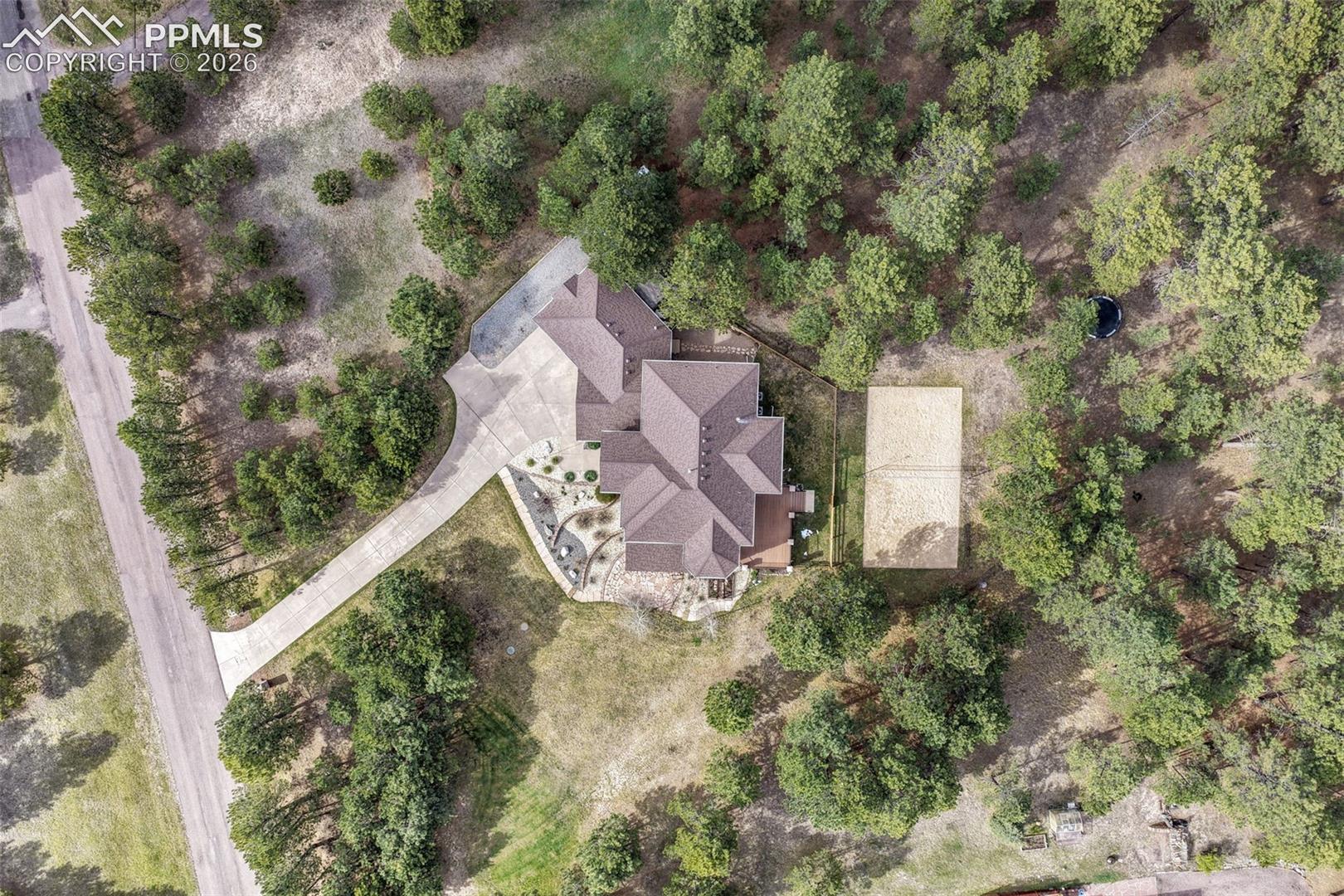 450 Stirrup Trail