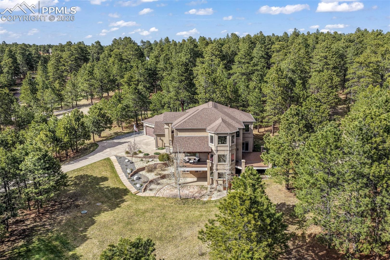 450 Stirrup Trail