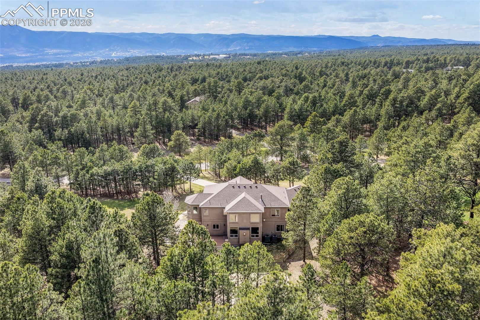 450 Stirrup Trail