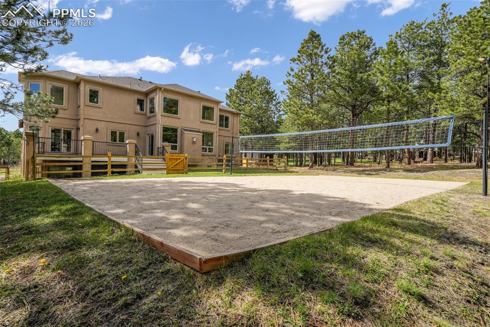 450 Stirrup Trail