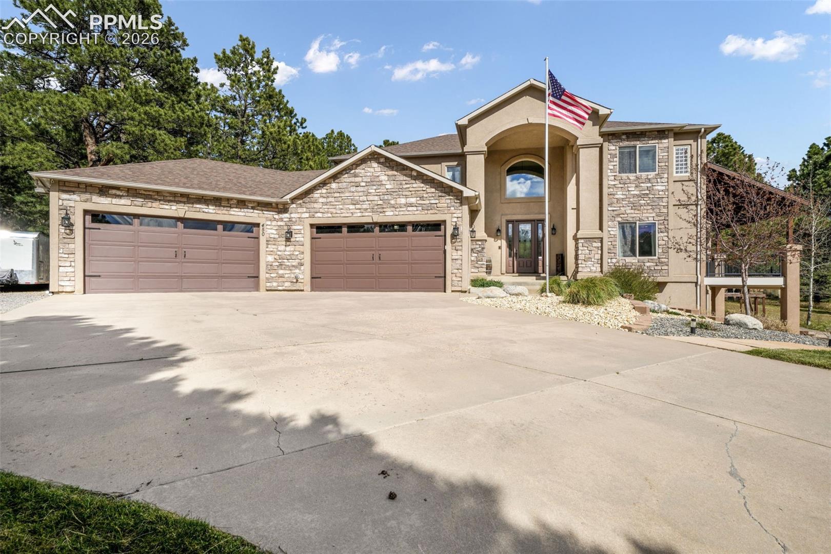 450 Stirrup Trail