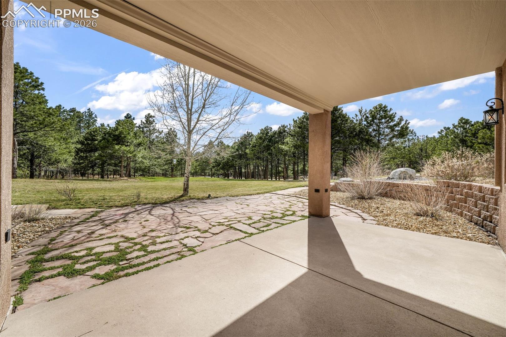 450 Stirrup Trail