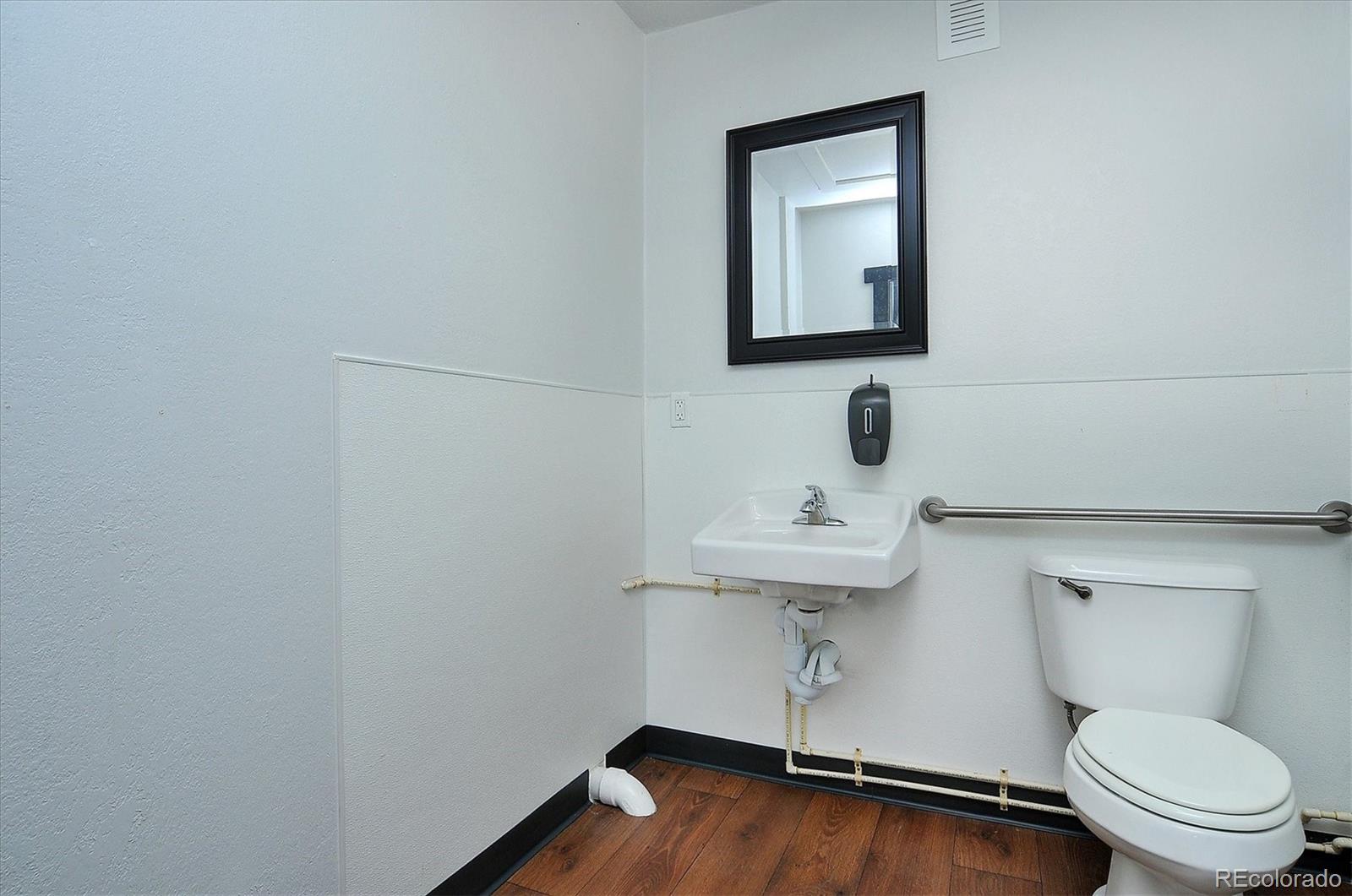 107 Cottonwood Avenue