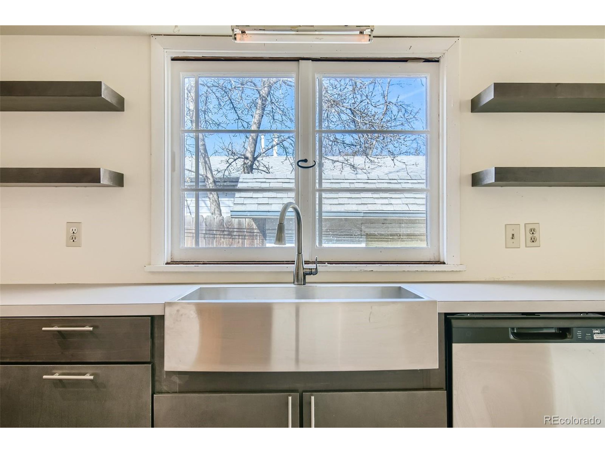 401 W Baseline Rd