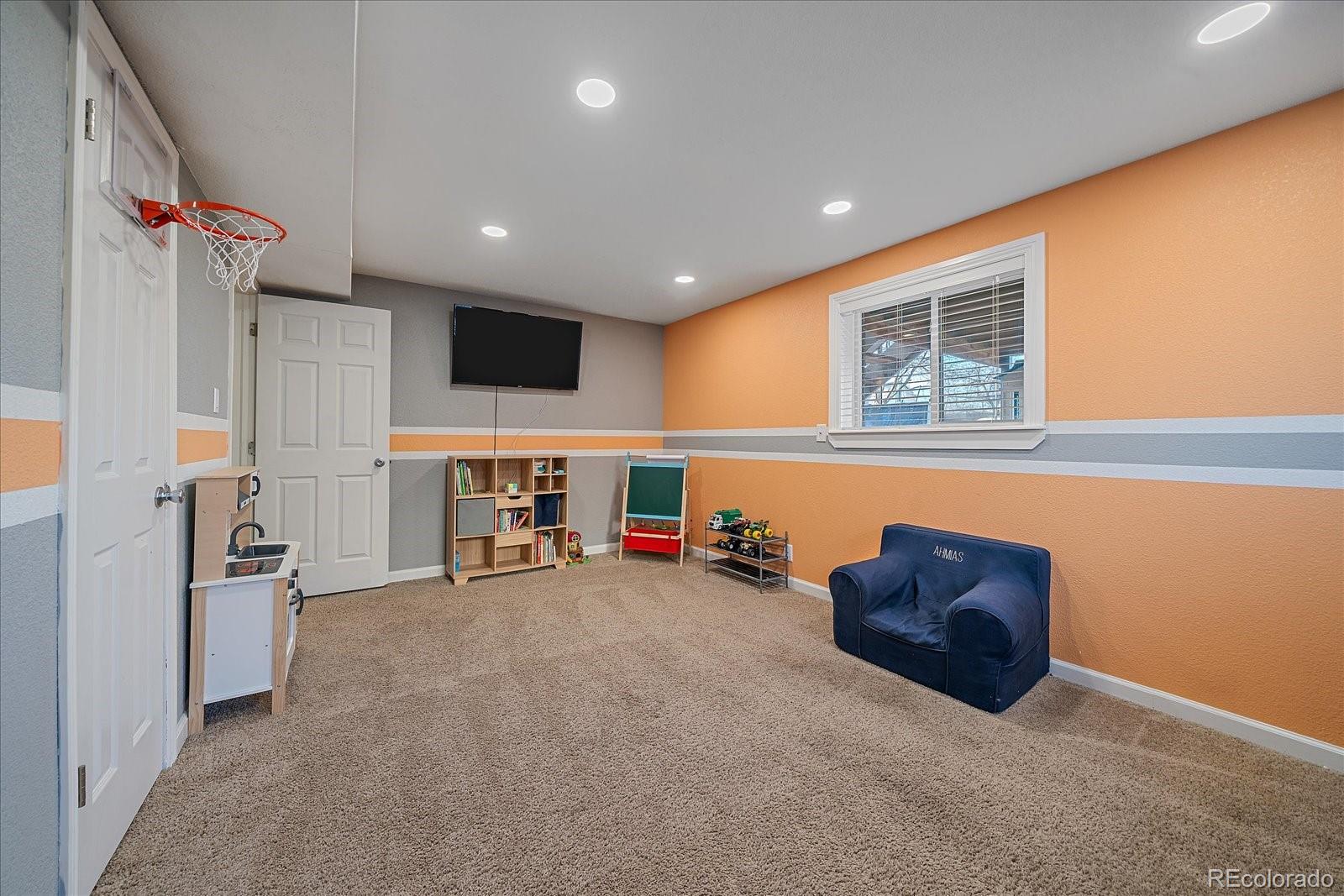 10367 Monterey Circle