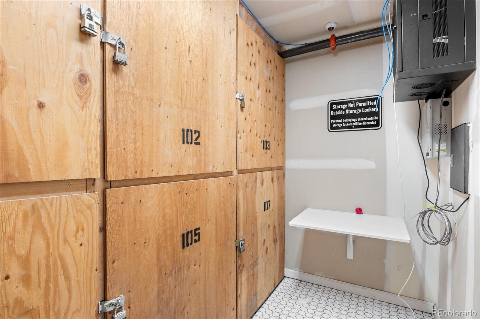 1425 Washington Street Unit: 200