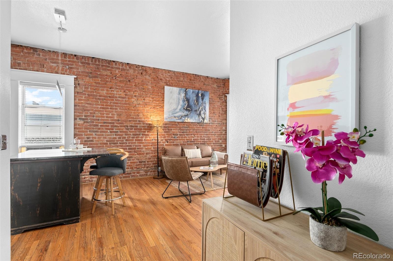 1425 Washington Street Unit: 200