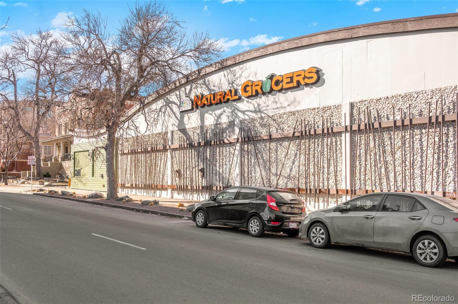 1425 Washington Street Unit: 200