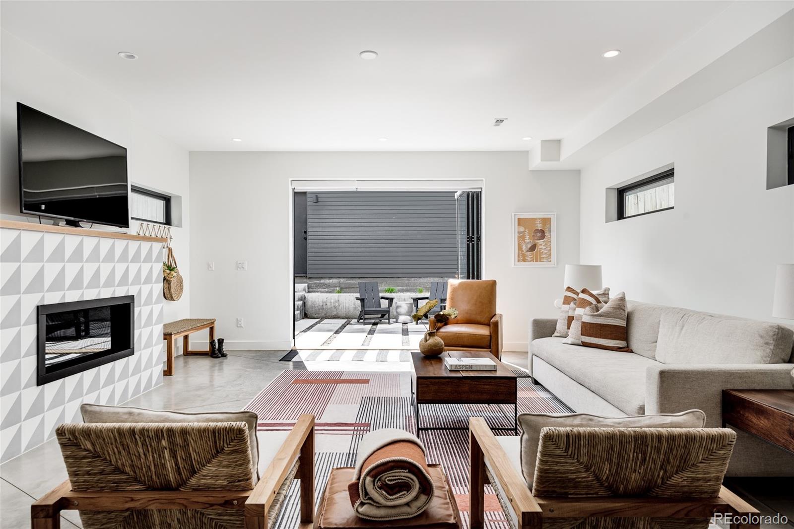 3409 Navajo Street