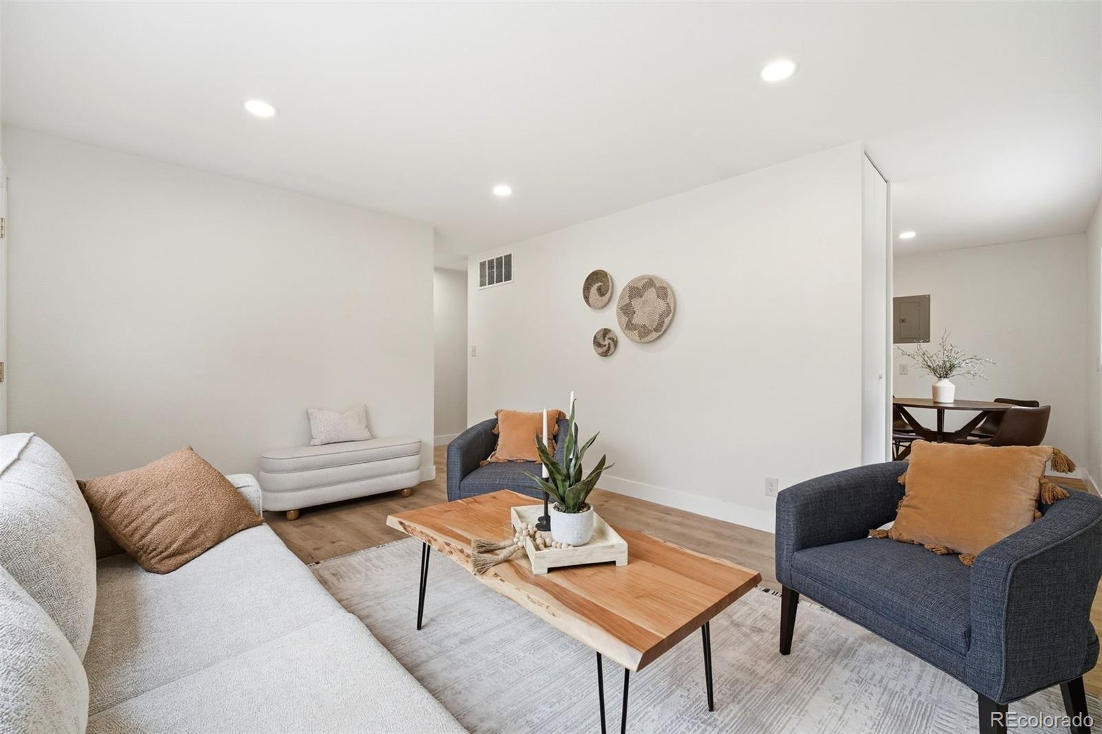 16 N Brentwood Drive