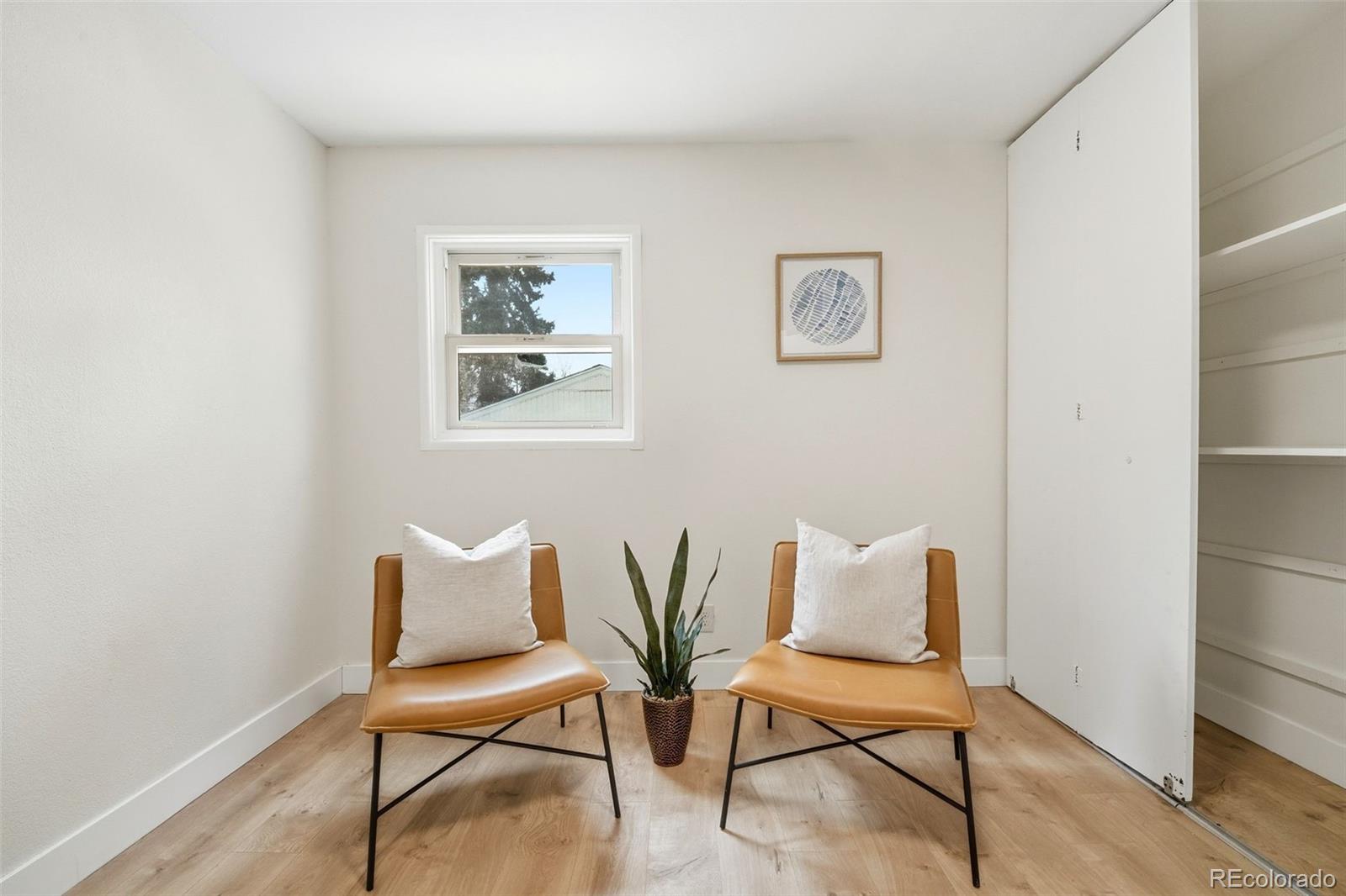 16 N Brentwood Drive